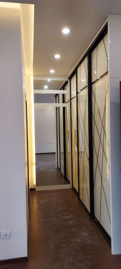 Aristo sliding wardrobes. Floor to ceiling concepts