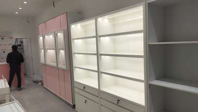led strip light work in jiva store 
#Electrician  #electricalwork  #cps  #Electrician  #electricalcontractor