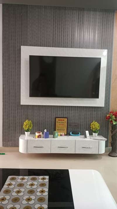 ramlakhan 🔨
TV unit
9009878559📞