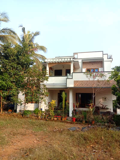 ഓൾഡ് വർക്ക്‌ 1800 sqf