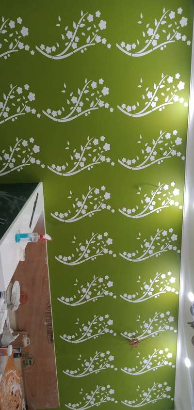 I am painter Delhi NCR anytime available koi bhi kam ho paint ka dekho police high gloss pop my contact number 7703957593