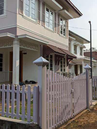 Wicket Gate and Picket Fence for your villas
#fence #quickfence #picket_fence #Pvc #LandscapeIdeas #Landscape