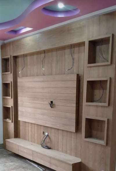 # TV UNIT