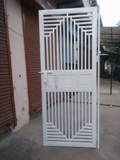 M  S gate