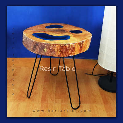 wood log table
with resin art work
9847385557