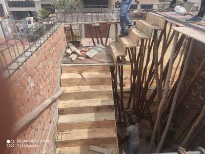shuttering work and zigzag staircase 
owner - rishikesh ji meena 
location - sanchar paradise jagatpura near D-mart 
contractor - charat bharat 
7219949596
