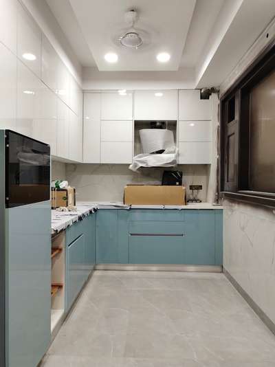 Acrylic Modular Kitchen
customised as per requirement. #ModularKitchen  #KitchenIdeas