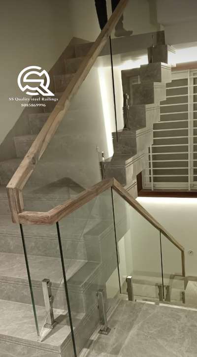 New luxury wooden glass railing.
.
.
.
.
...
.
.
..steel# Railings # steel#glass #Railing#
#Wooden #glass#Railing#top#lass#glass#
#Railing#pvd#glass#Railings#Rose#gold#
#gold#black#white#Railing#Railins#
#acrylic#Railing#acrylic#glass#Railing#
#Korean#top#glass#Railing#Railings#
#Aluminiam#glass#Railing#