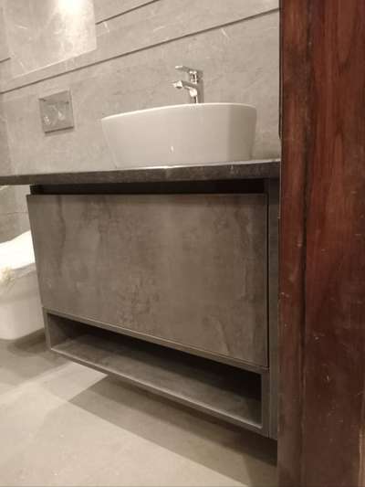 Vanity made for Dlf Golf link project 

#BathroomStorage #vanitydesigns #vanityideas #vanity💗✨ #BathroomIdeas #BathroomRenovation #BathroomCabinet #BathroomFittings #bathroomwaterproofing