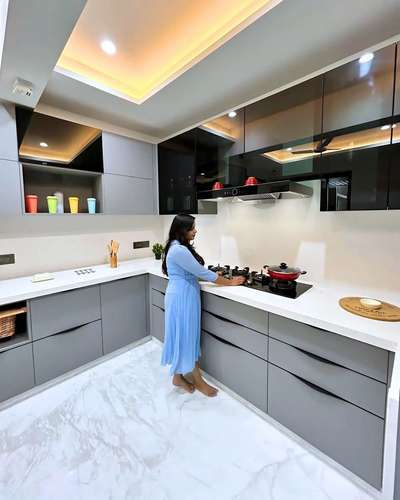 #ModularKitchen  #KitchenIdeas  #KitchenRenovation  #WoodenKitchen  #KitchenInterior  #OpenKitchnen  #kitchendesign