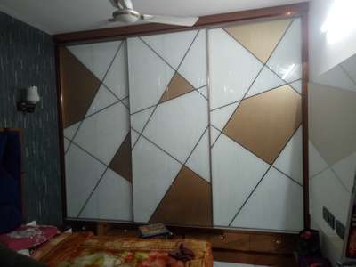 Profile glass door