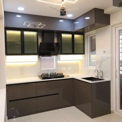 #ModularKitchen  #ClosedKitchen  #KitchenIdeas  #LargeKitchen  #OpenKitchnen