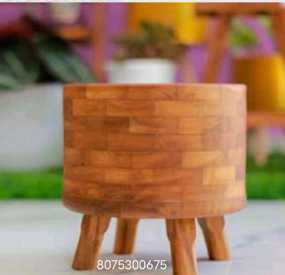 wooden plant pot
7" diameter 8" height