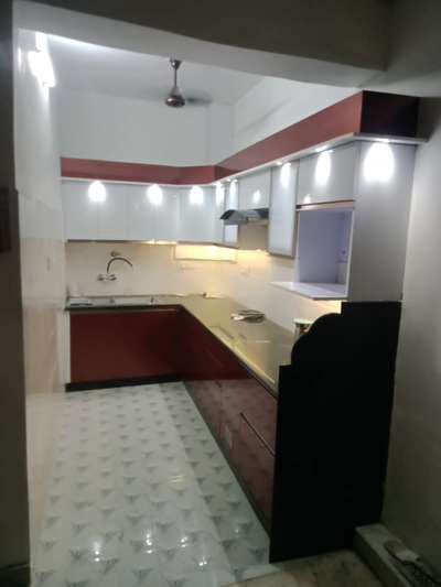 maksud Khan Model kitchen banvane ke liye sampark Karen is number per 9026636758
 ji