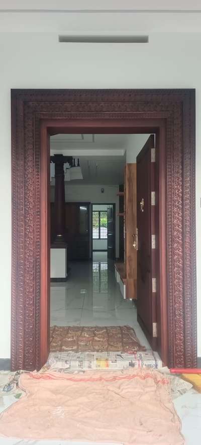 #TraditionalHouse  #traditiinal  #DoubleDoor  #TeakWoodDoors  #Nalukettu  #nadumuttam  #