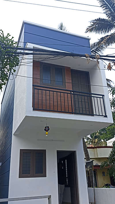 Thaliyal Site, Jalakam Designs  #MrHomeKerala  #Architect  #SmallHouse  #minimal  #trivandram