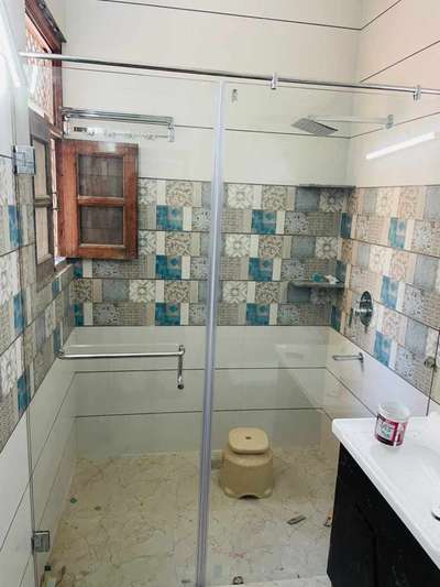 shower work..🥰🥰
 #radhasoamiglasshouse