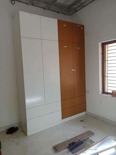 #interiorpainting  #InteriorDesigner  #LivingRoomPainting  #WardrobeDesigns  #partiction