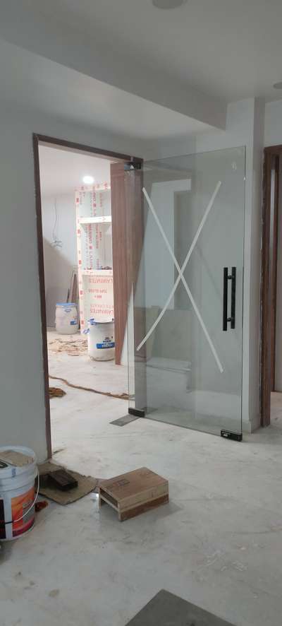 tafan glass door