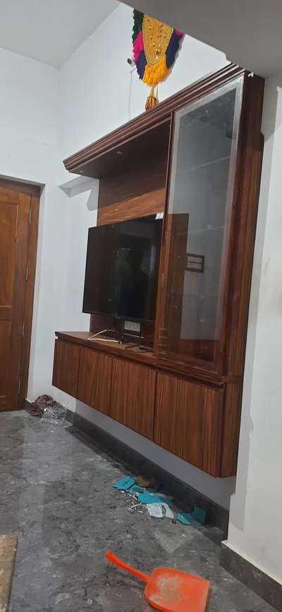 #Tv Unit #AluminiumWindows #New lights Aluminium & Kitchen Desiging Alathur :9847789522