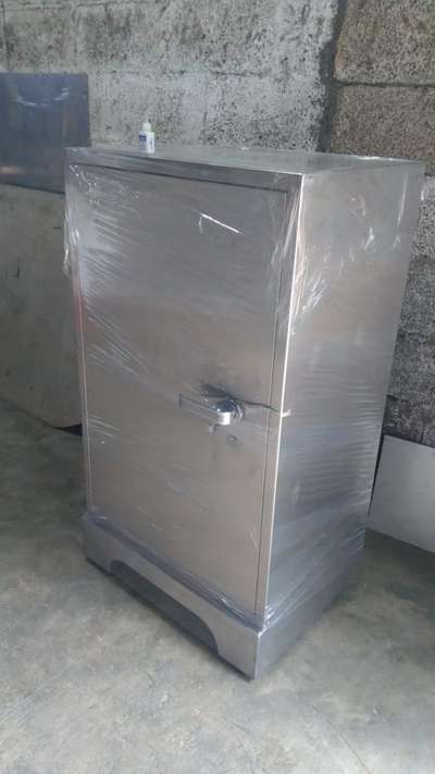 stainless steel locker 304
9744536354 akshaya