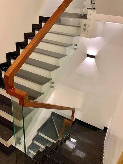 glamour wooden glass railing