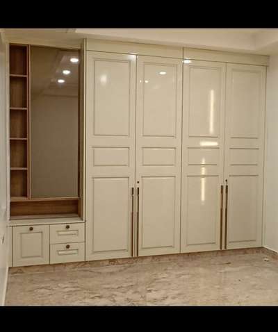 Wardrobe with dressing PU Paint quality