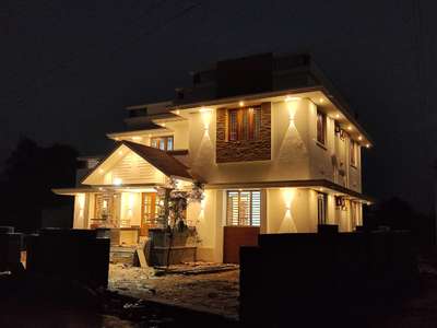 2100/4 bhk/Modern style
/double storey/Palakkad

Project Name: 4 bhk,Modern style house 
Storey: double
Total Area: 2100
Bed Room: 4 bhk
Elevation Style: Modern
Location: Palakkad
Completed Year: 

Cost: 33 lakh
Plot Size: