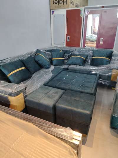 sofa set 7-seater with center table side stool 32000 rupees