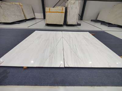 Imported White Marble 
Golden Spider Marble 

 #MarbleFlooring #flooring #whitemarble #importedmarble #marbles #italianmarble #InteriorDesigner #architecturedesigns #architact