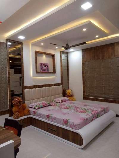 #roominterior #InteriorDesigner #FalseCeiling #BedroomDecor #Architect #architecturedesigns