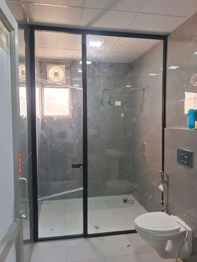 Sleek Seriesshower cabin
9899440360

 #alutechfab 
 #ssalufab  #GlassBalconyRailing  #GlassDoors  #sleekseries