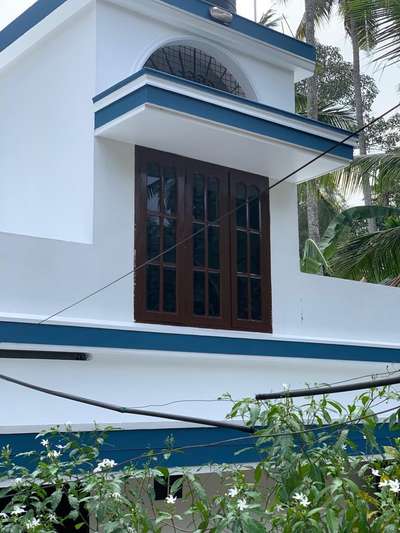 completed painting work @vattiyoorkavu #trivandram
white & Ashberry combination

 #TexturePainting  #WallPainting  #WallPutty  #LivingRoomPainting  #keralahomedesignz  #WindowPainting  #IndoorPlants  #emulsionpaints  #modernart  #Painter  #constructionsite