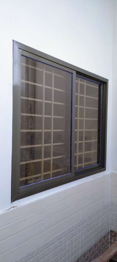 Aluminum window