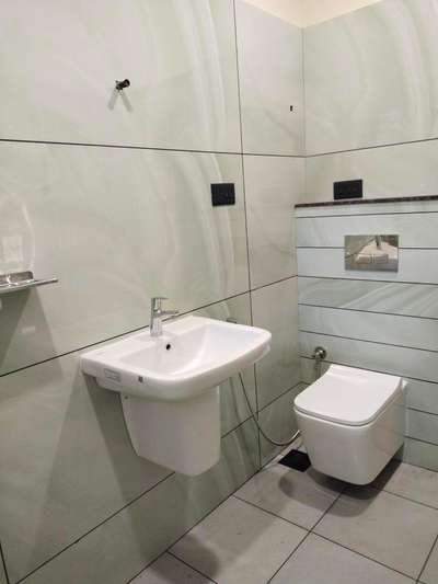 #BathroomDesigns #BathroomFittings #bathroomdesign #closet #washbasinDesig #plamber #plambing