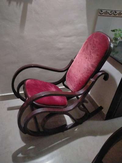 # Rocking Chair For Living Room  With Relaxing Seat