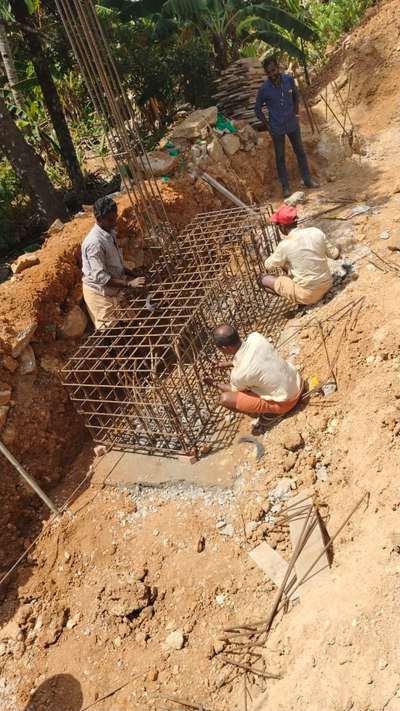 Commercial Building - Pile Cap Reinforcement 
Location - Punalur  
 #commercial_building #pilefoundation #pilefoundation #structuralengineering #column_footing