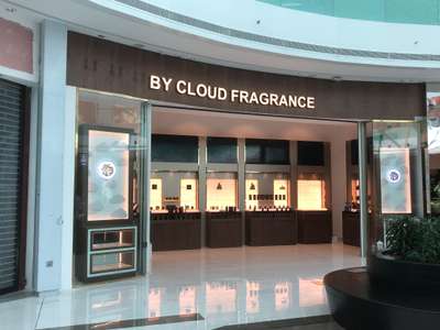 By cloud fragrance shop 
AL forsan Central Mall, Abudhabi
#fragranceshop #retaildesign #retailfitouts #acrylicdesign #warmlight  #perfumeshop #joinery #mallfitout #forsancentralmall #interiordesigners #fitout #glassfront #acrylicsigns #turnkeyfitout #woodendesign

An emirati niche luxury perfume house.we have designed this fragrance shop in an appealing style inorder to better fit the theme of their product.The excellent blend of golden and blue colours along with warm lights give a brighten , luxurious classy and sheer wizardry visual effect.