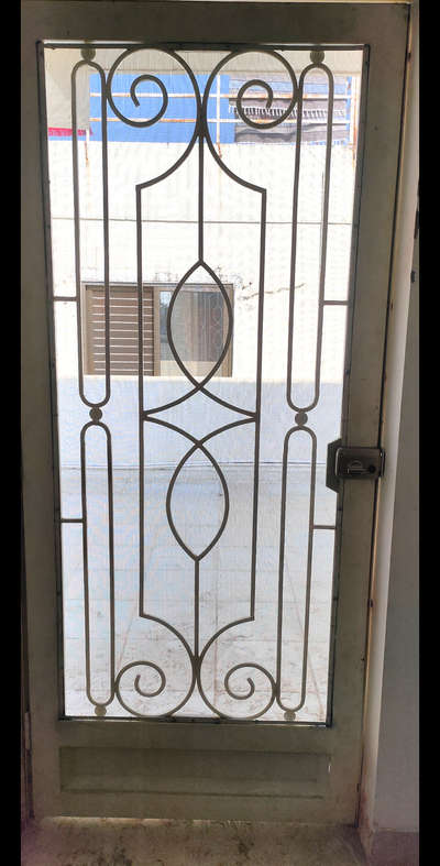 #ironsaftydoor
 #mssteelfabrications
 #msdesignergate
 #bhopal
 #fabrication_work