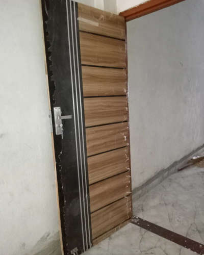 pine wood flush door  
contact me 6265107224