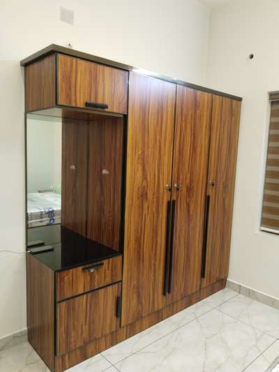 #ModularKitchen  #KitchenIdeas  #KitchenCabinet  #aluminum  #aluminiumwork  #fabrication_work  #WardrobeDesigns