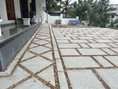 Bangalore stone with pebbles
Enq : 7736339111