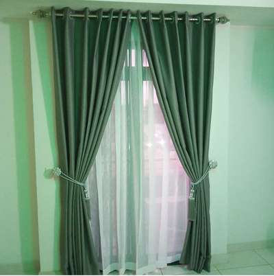 #curtain