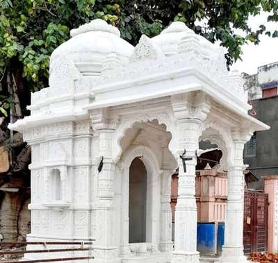 White Marble Carving Temple For Outdoor

Build a dream temple for your Village, House and colony.

We are manufacturer of marble and sandstone outdoor temple.

We make any design according to your requirement and size.

Follow me on Instagram
@nbmarble

More Information Contact Me
8233078099

#temple #nbmarble #templearchitecture #templephotography #templework #hindutemples #hinduism #marbletemple