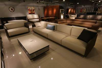 #makenewsofa #Sofas #LivingRoomSofa #NEW_SOFA #LUXURY_SOFA #sofaset contact:-8700322846 for sofa repair