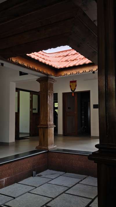 Completed 4bhk traditional house @ ambalapuzha
#TraditionalHouse
#VernacularArchitecture
#HeritageArchitecture
#TimelessDesign
#TraditionalDesign
#CulturalArchitecture
#ClassicArchitecture