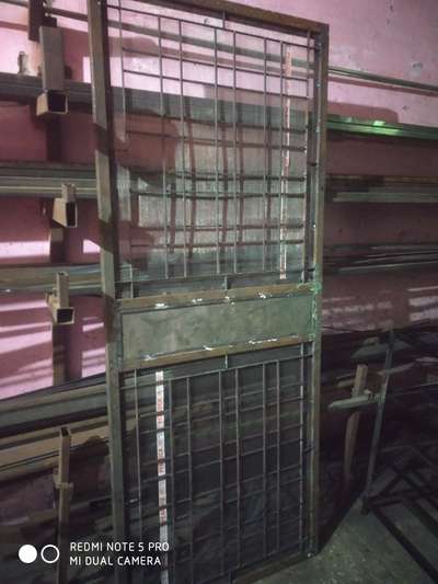 safati door