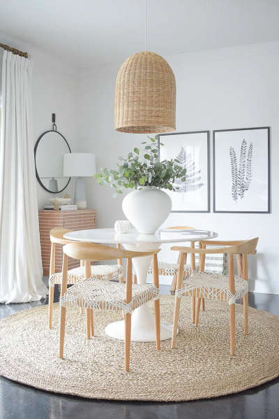 Create this Casual, Chic Dining Room with large white vase, leaf modern painting and a classic round mirror. Get a round jute rug on the floor and white linen curtains to finish the look.
#interior #decor #ideas #home #interiordesign #indian #colourful #decorshopping