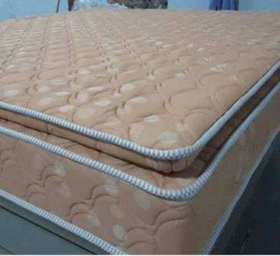 We are from mattress manufacturing company at manjeri. We can customize bed mattress due to customer needsSo please share your size of bed and place also which type mattress you prefer.Kindly contact on 9567879017