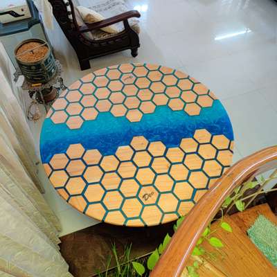 Epoxy round table, 4 feet dia